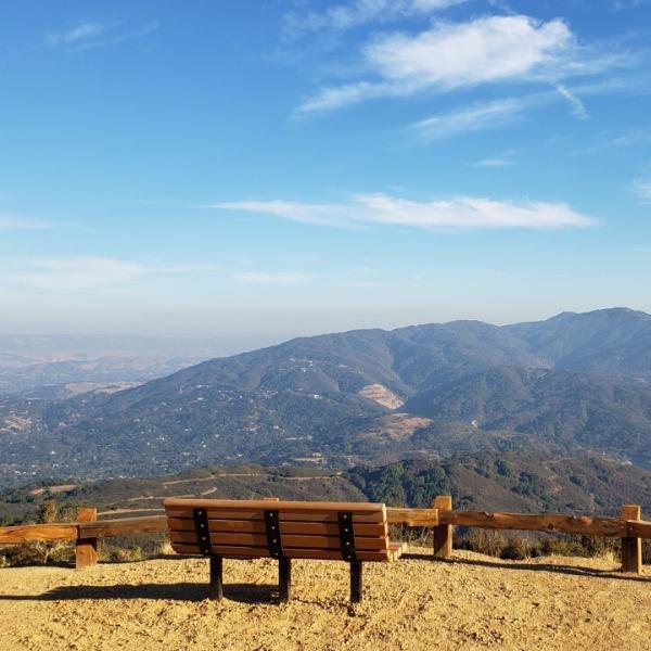 Photo: Vince Hernandez Vista point with bench dedicated to State Senator Jim Beall / photo by Vince Hernandez